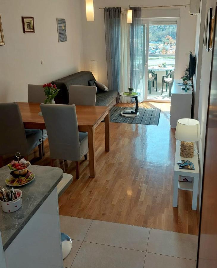 Lana Apartment Split Exteriör bild